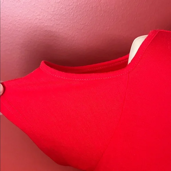 Like new G-lll 4her Red St. Louis Cardinals T-Shirt - Picture 4 of 13